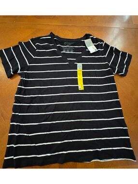 Primark Cares Black and White Striped V-Neck T-Shirt Regular Fit Size L